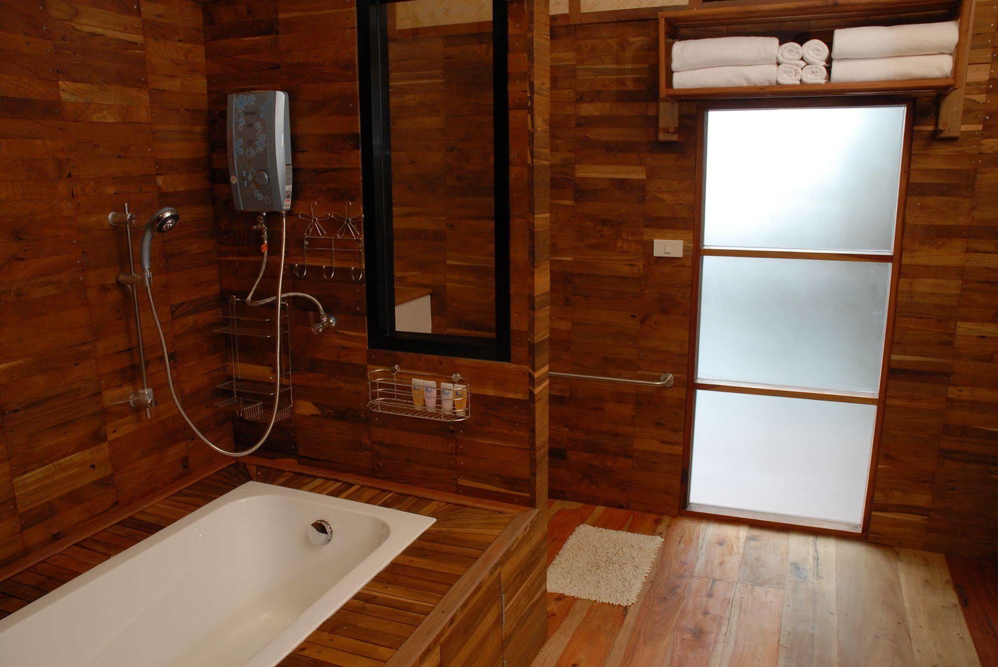 Boutique Raft Resort Sai Yok Exterior foto